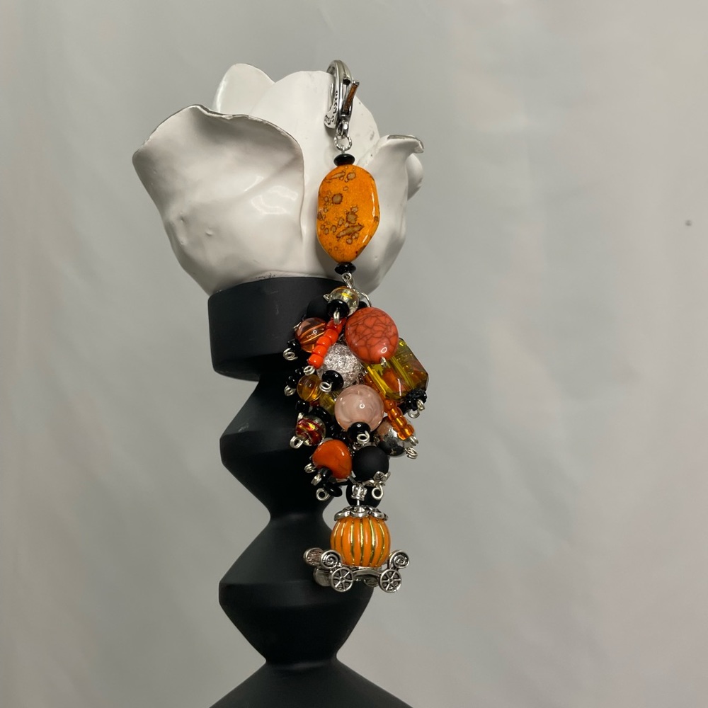Pumpkin carriage charm
